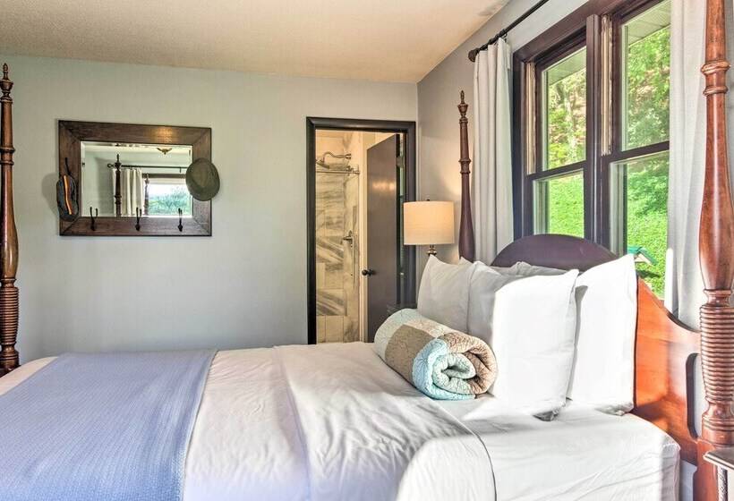 Pisgah Forest Shifting Gears House W/ Views!