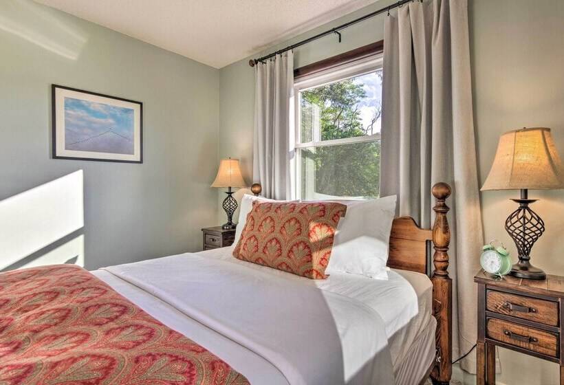 Pisgah Forest Shifting Gears House W/ Views!