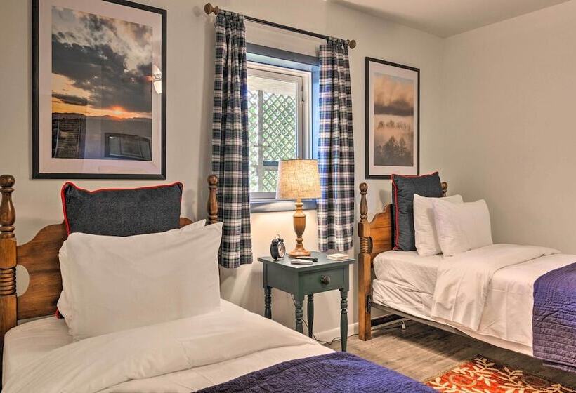 Pisgah Forest Shifting Gears House W/ Views!