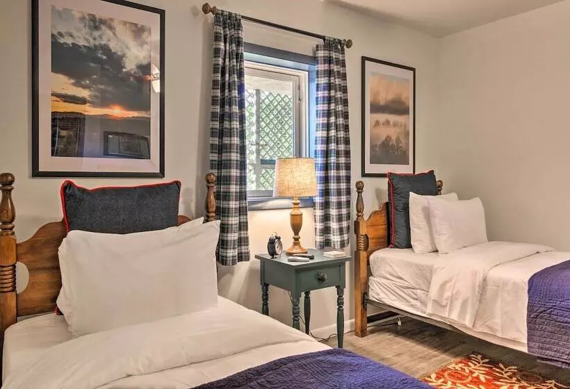 Pisgah Forest Shifting Gears House W/ Views!