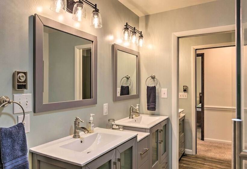 Pisgah Forest Shifting Gears House W/ Views!