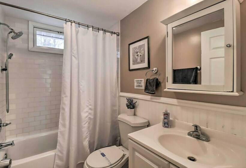 Poconos Home W/ Private Hot Tub & Community Pool!