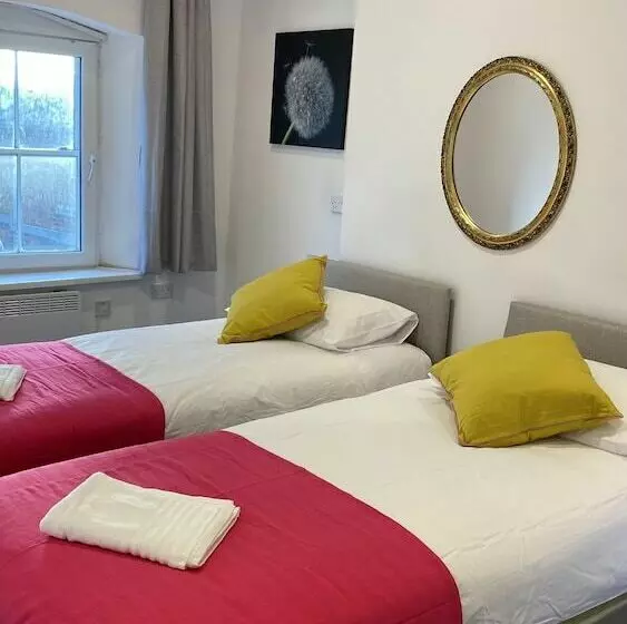 Residenssi Large Heritage House Close Snowdonia & Llandudno