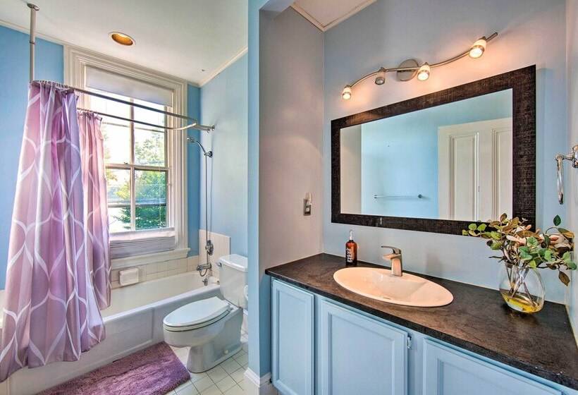 Riverfront Harrisburg Home < 1 Mi To Dtwn!