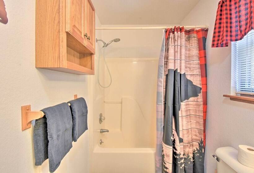 Scenic Highbearnation Lodge Near Hiking!