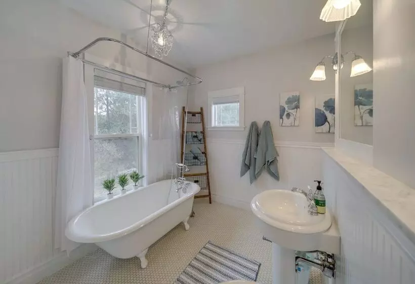 Scenic Loon Lake Adventure Retreat W/ Dock!