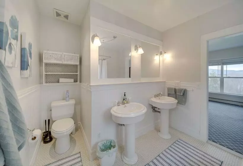 Scenic Loon Lake Adventure Retreat W/ Dock!