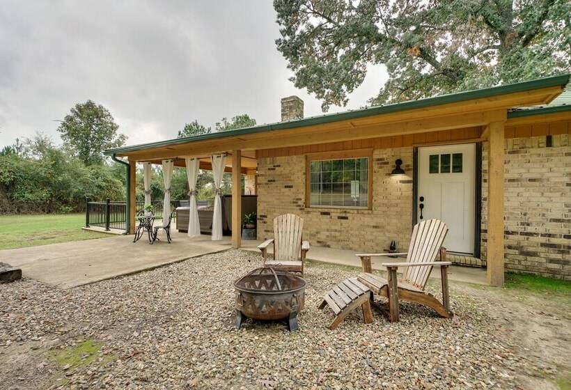 Updated Family Home, 20 Mi To Broken Bow Lake!