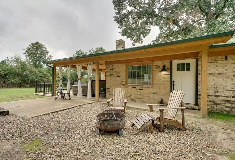 Updated Family Home, 20 Mi To Broken Bow Lake!