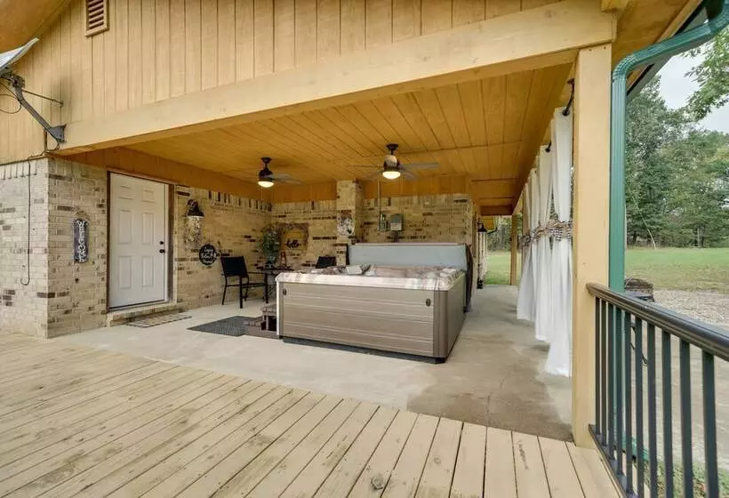 Updated Family Home, 20 Mi To Broken Bow Lake!