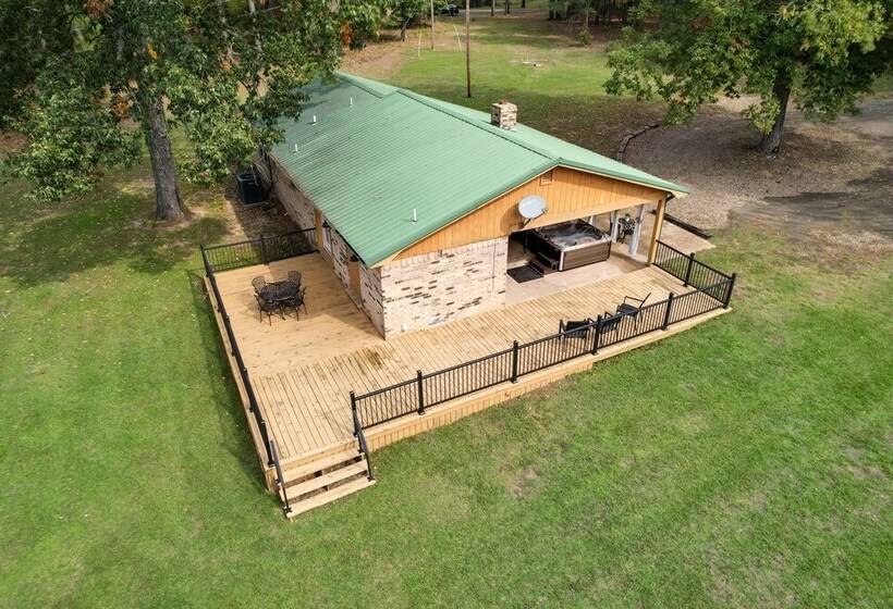 Updated Family Home, 20 Mi To Broken Bow Lake!