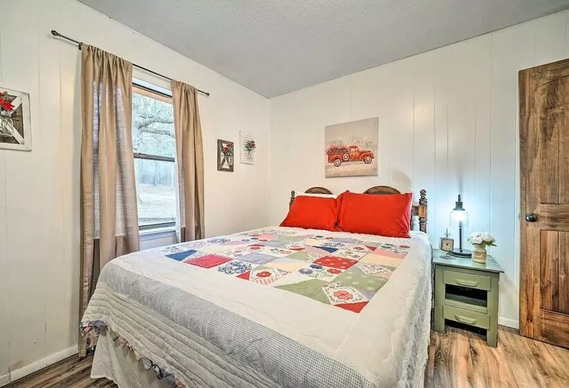 Updated Family Home, 20 Mi To Broken Bow Lake!