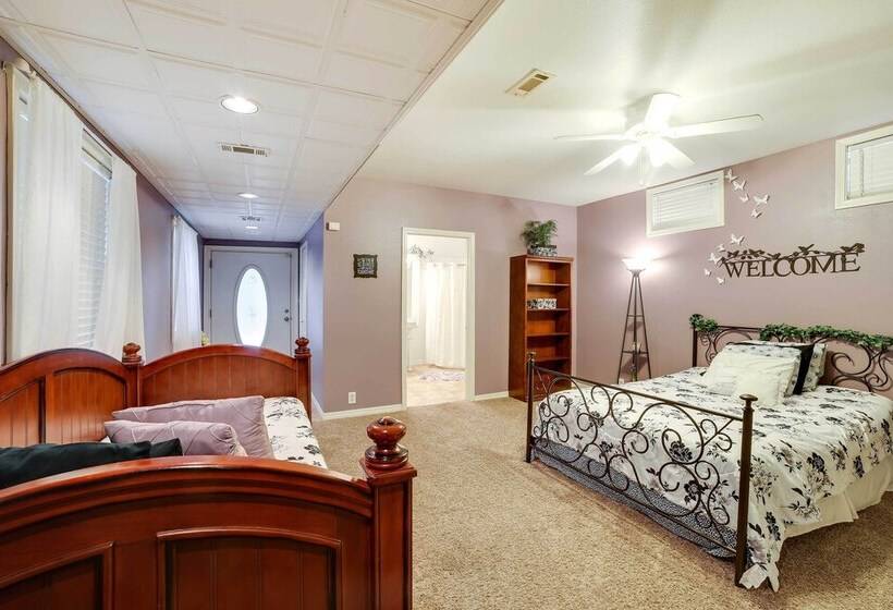 Waterfront Beaver Lake House W/ Deck & Fire Pit!