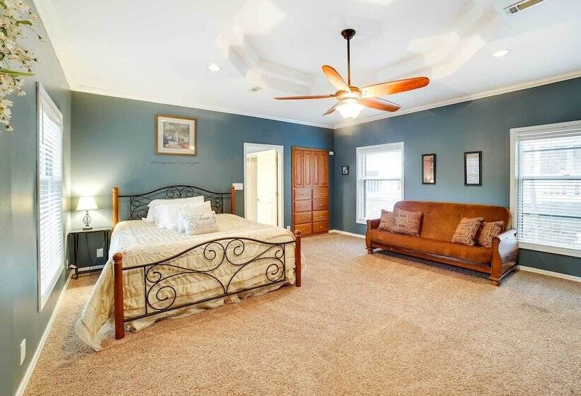 Waterfront Beaver Lake House W/ Deck & Fire Pit!