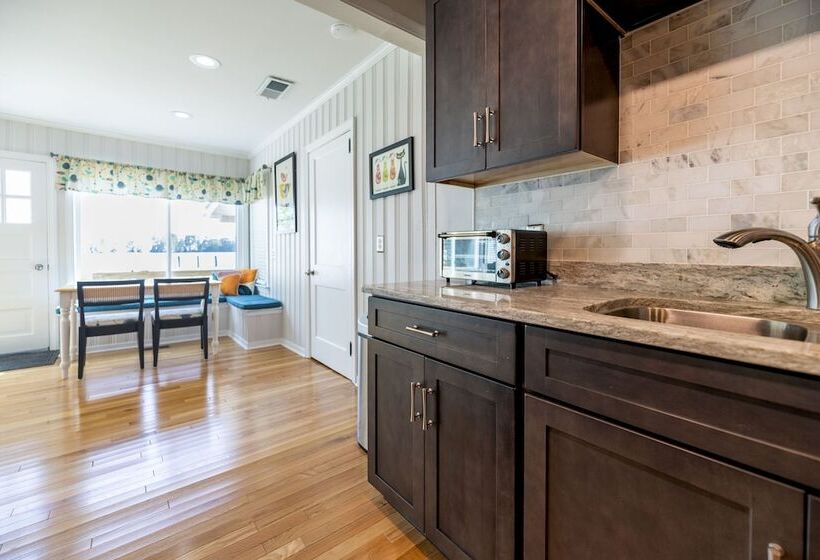 Waterfront Edenton Bay Cottage   Walk To Dtwn