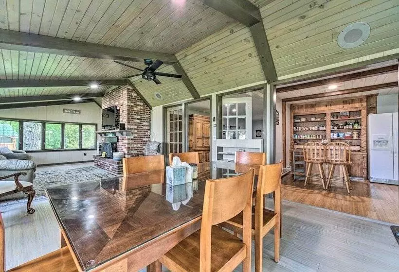 Waterfront Lake Huron Getaway: Private Beach!