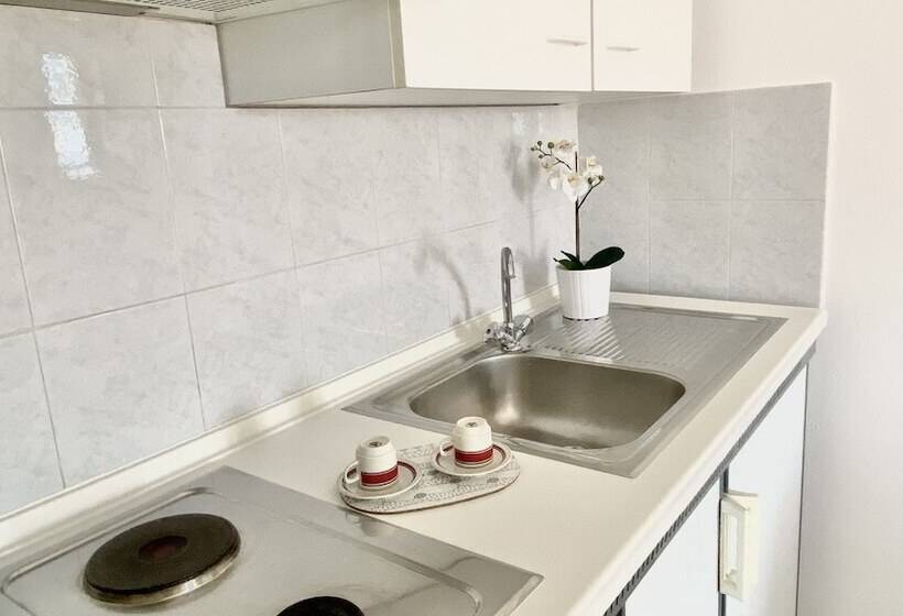 Armonia Elegant Apartments