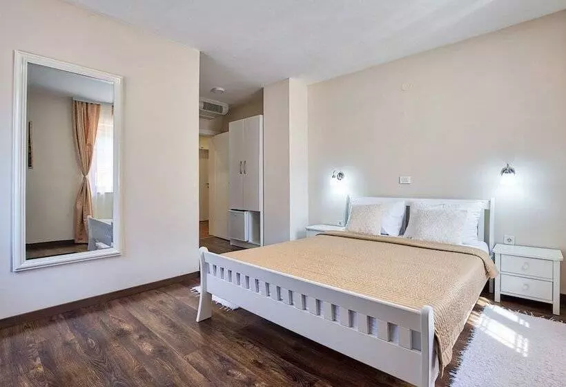 Aamiaismajoitus (B&B) Green Lakes House 2