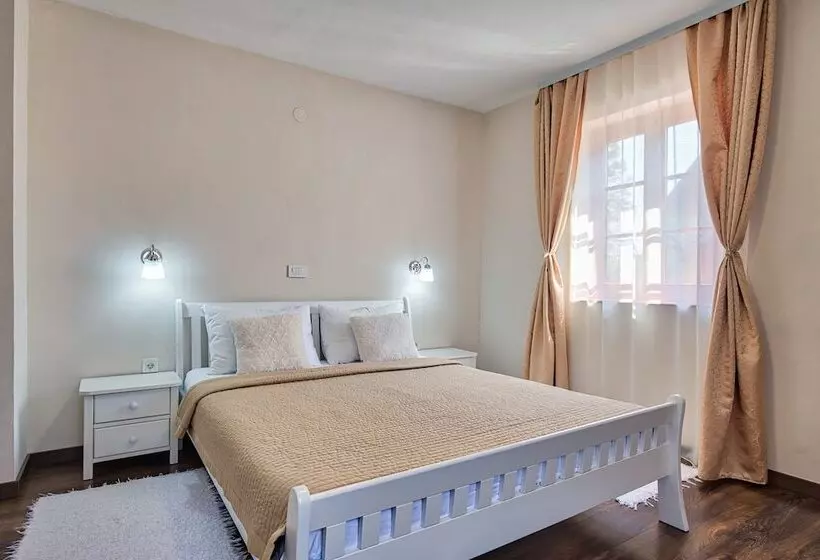 Aamiaismajoitus (B&B) Green Lakes House 2