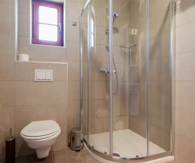 Aamiaismajoitus (B&B) Green Lakes House 2