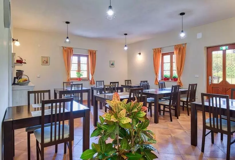 Aamiaismajoitus (B&B) Green Lakes House 2