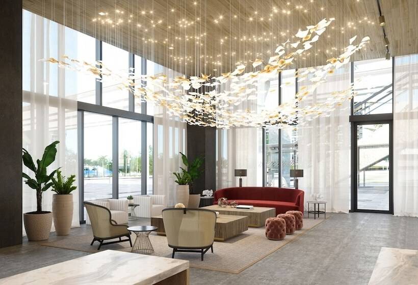 Global Luxury Suites Miami Worldcenter