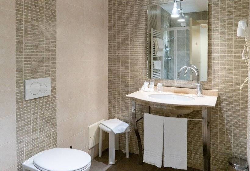 هتل Autoespresso Venice Atika & Atif