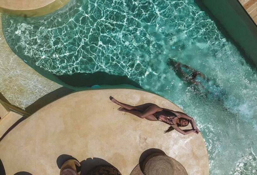 Hotell Divino Caldera