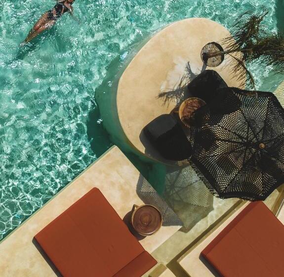 Hotell Divino Caldera