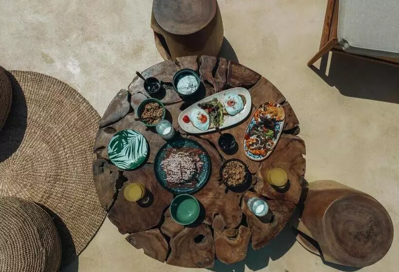 Hotelli Divino Caldera