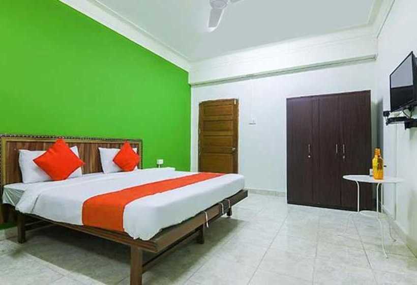 Hotel Fabexpress Roshan Villa