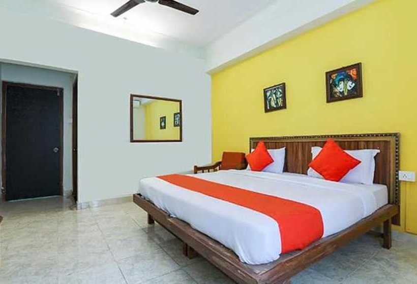 Hotel Fabexpress Roshan Villa