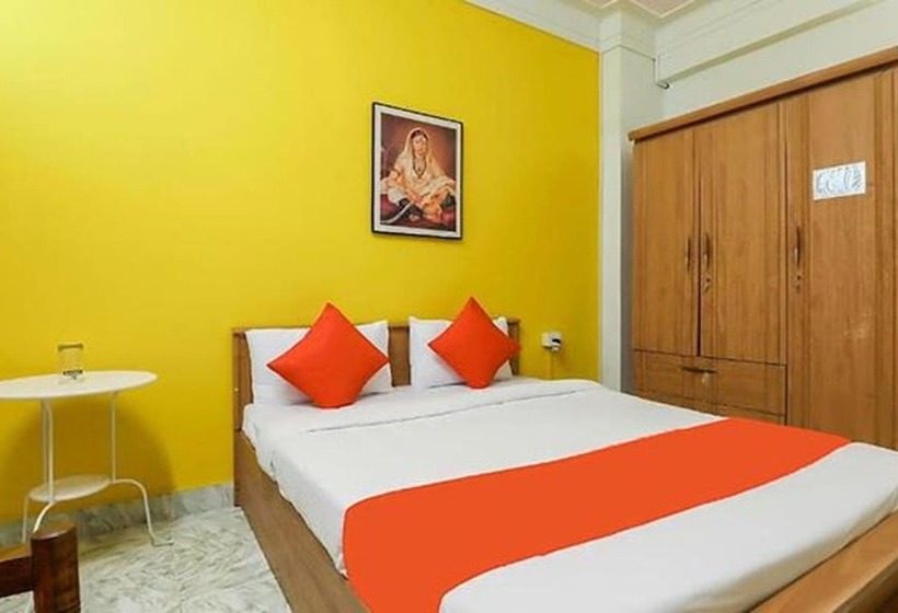 Hotel Fabexpress Roshan Villa