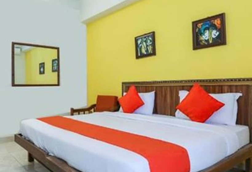 Hotel Fabexpress Roshan Villa