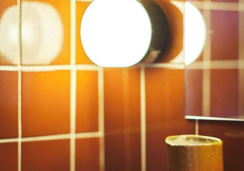 هتل Hôtel Présent