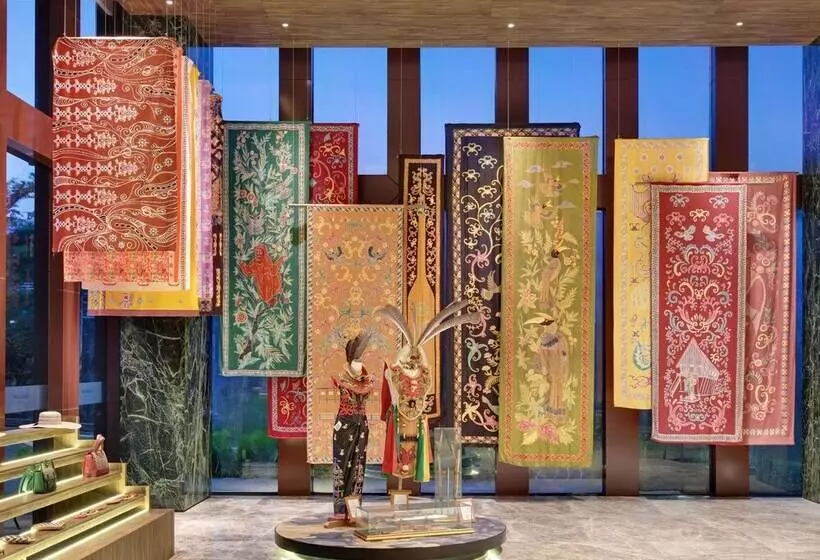 ホテル Mercure Pangkalan Bun