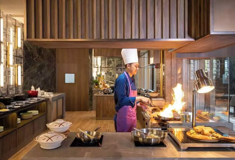 ホテル Mercure Pangkalan Bun