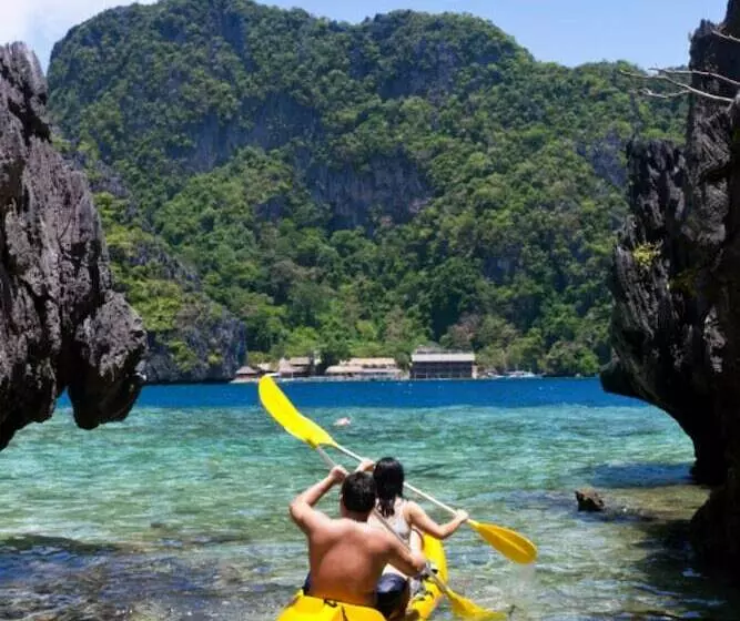 Hotelli Naqalia Lodge