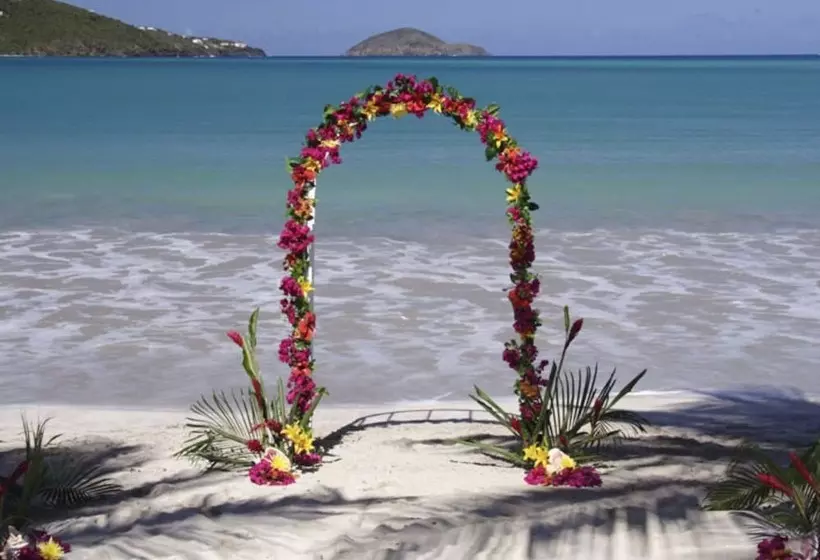 Hotelli Naqalia Lodge