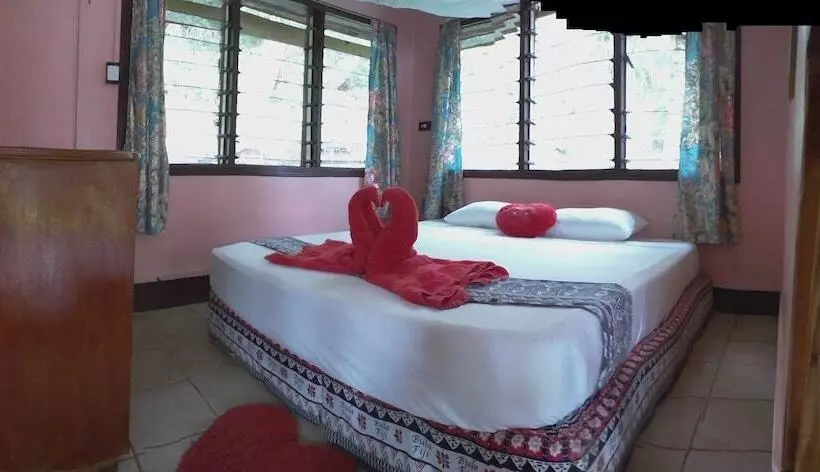 Hotelli Naqalia Lodge