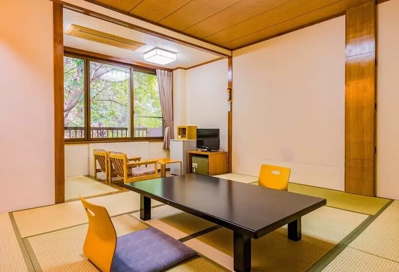 Hotelli Ooedo Onsen Monogatari Ikaho