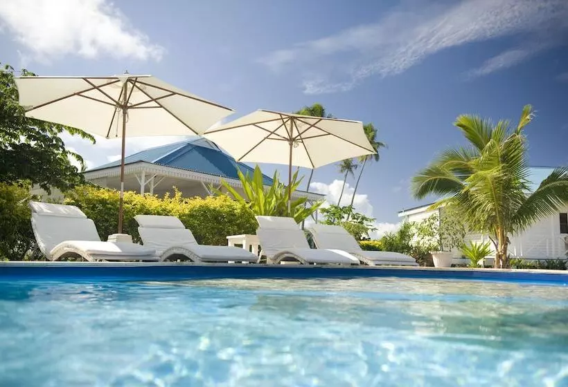 هتل Opoa Beach Hôtel