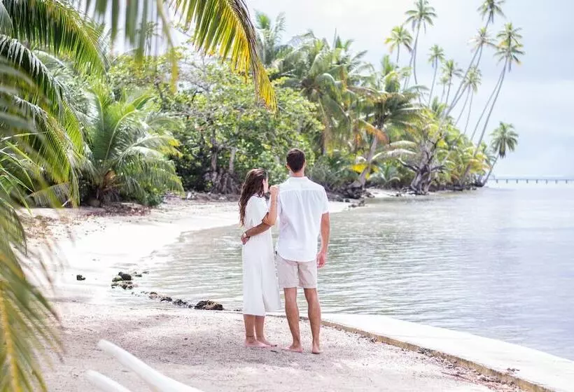 هتل Opoa Beach Hôtel