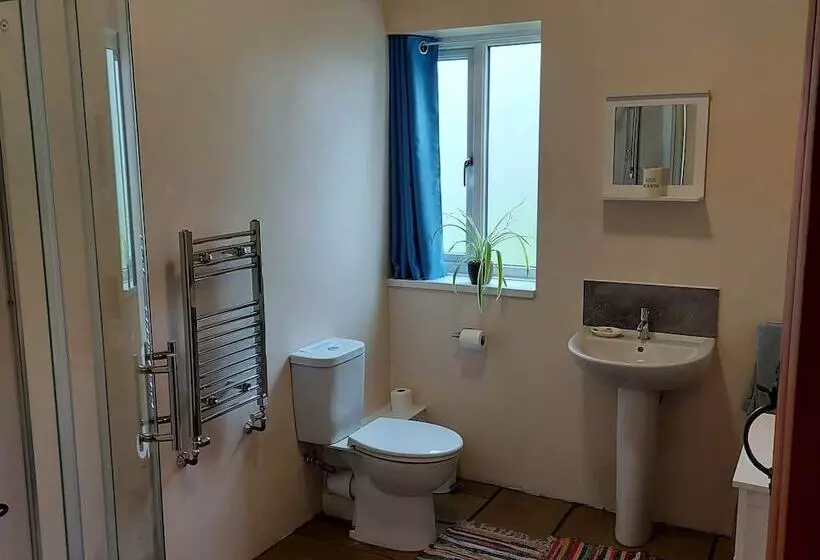 Hotelli Spacious Self Catering Accommodation Near Hayonwye