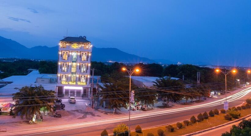 هتل Thoi Binh