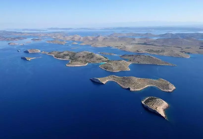 ホテル Villa Nai 3.3