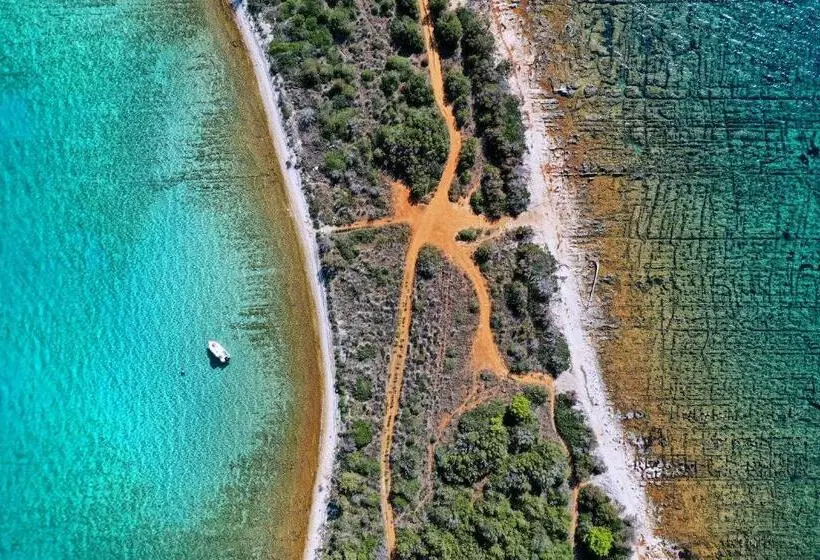 ホテル Villa Nai 3.3