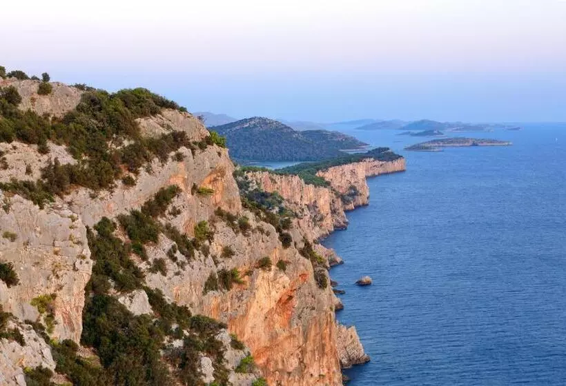 ホテル Villa Nai 3.3