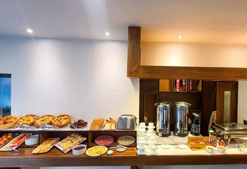 Madero Hotel & Suites