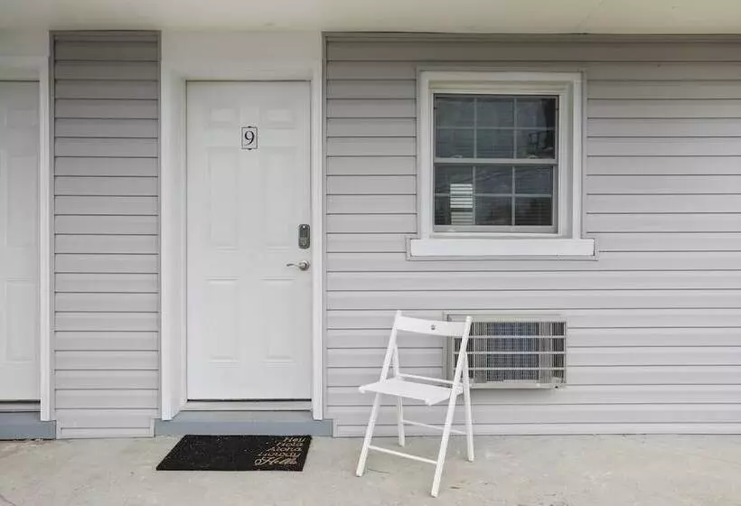 モーテル The Knolls